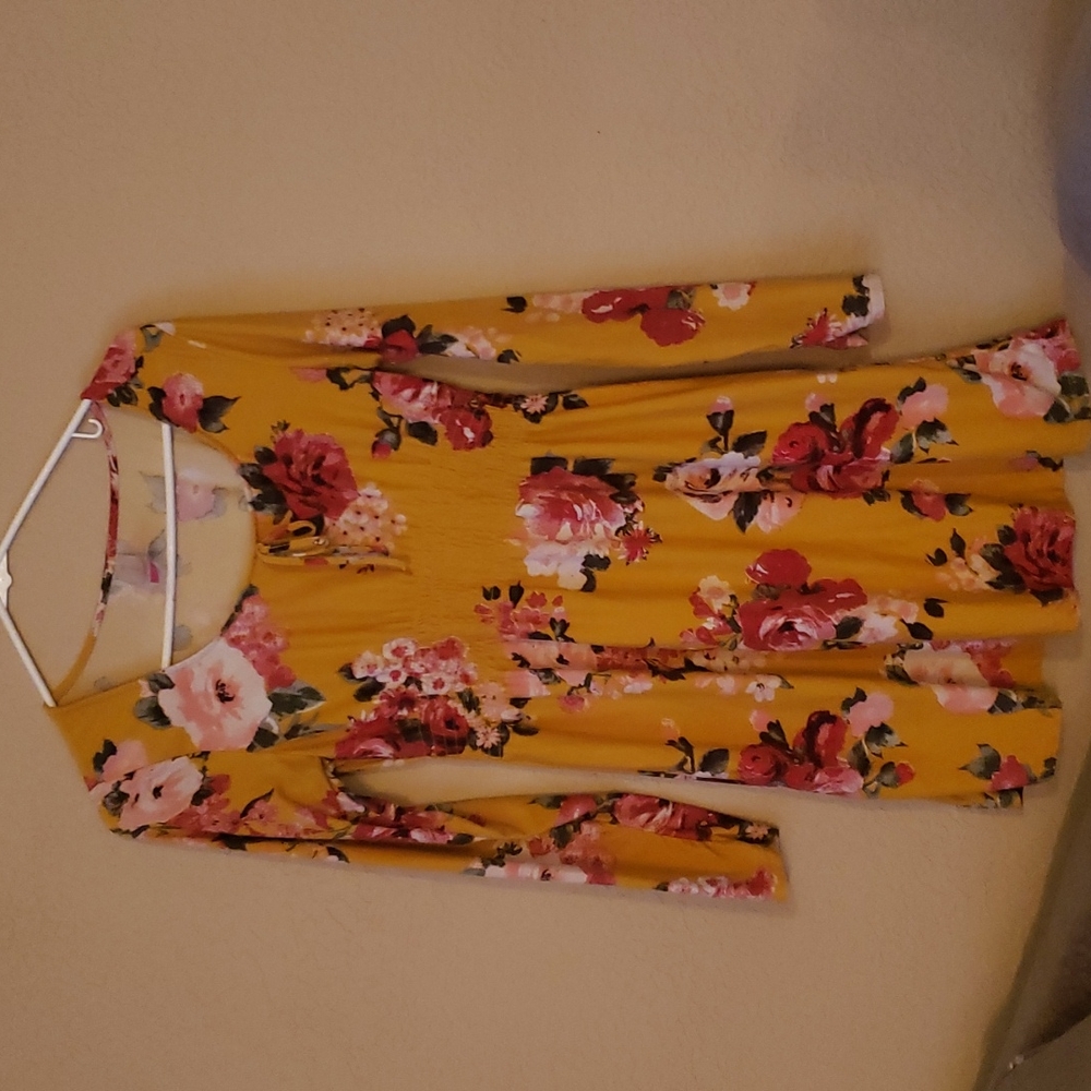 Yellow, super soft long sleeve size M No Boundaries dress